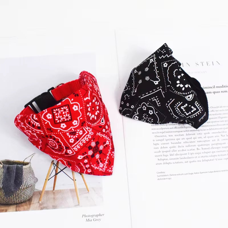 Pet Triangle Scarf Cat Dog Saliva Towel Printed Pets Dog Collar Adjustable Strap Kitten Puppy Saliva Neckerchief Pet Supplies
